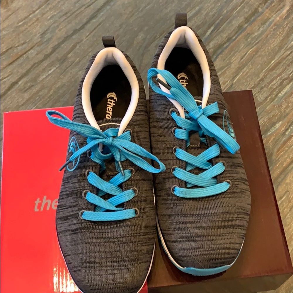 Thera Fit Paloma Lite Women’s athletic sneakers